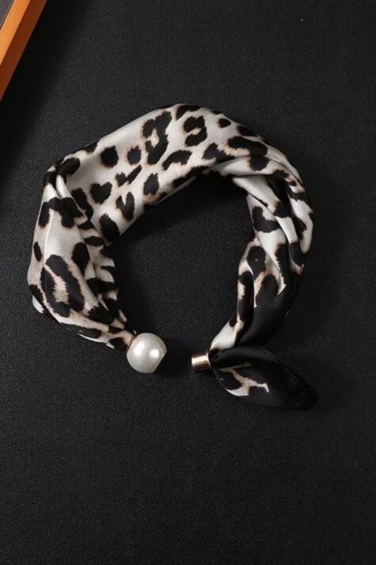 Magnetic Pearl Scarf Necklace