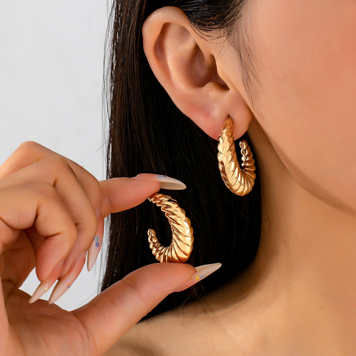 Ribbed Croissant Hoop Earrings