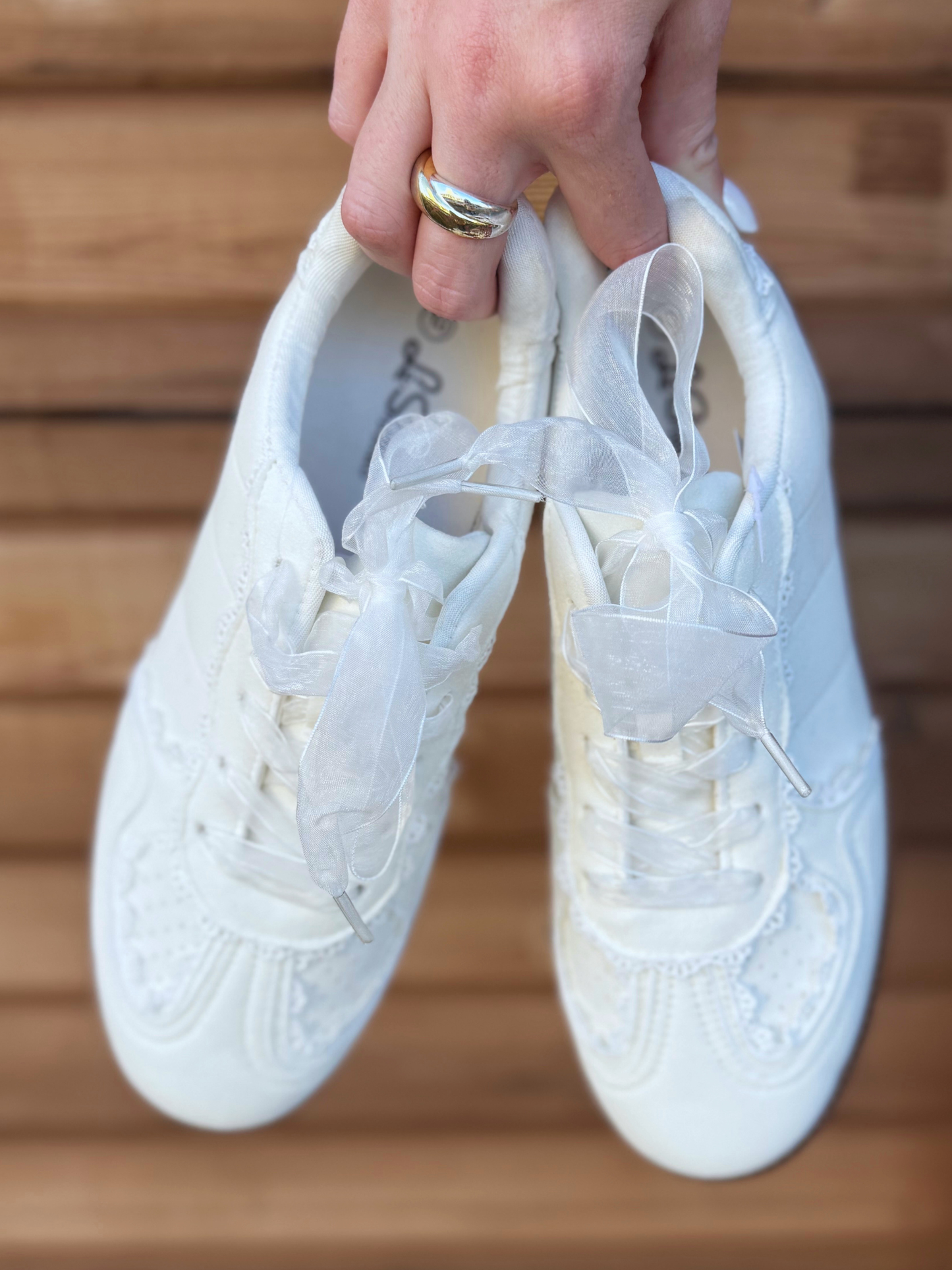 Brittain Sneakers