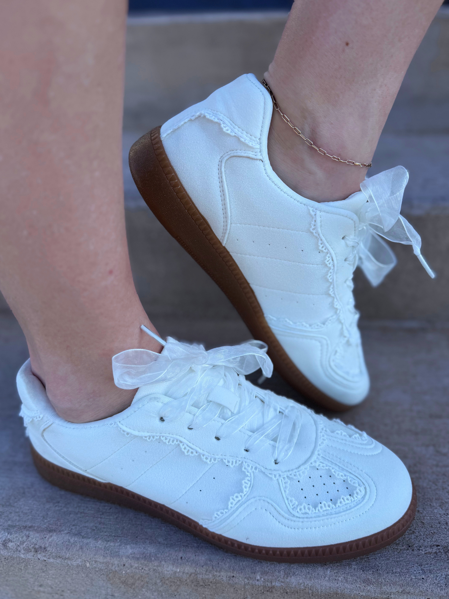 Brittain Sneakers