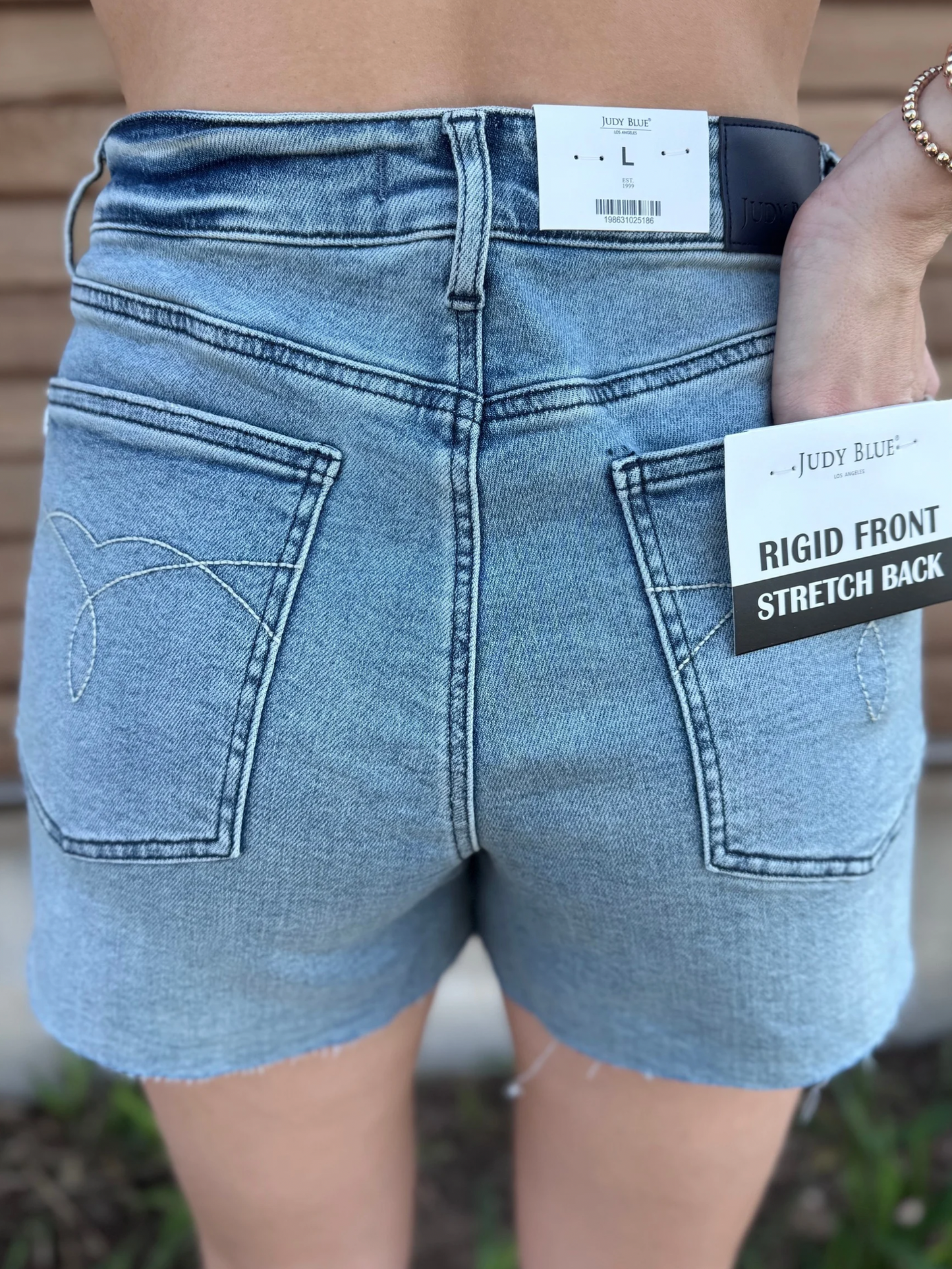 Keneda Shorts