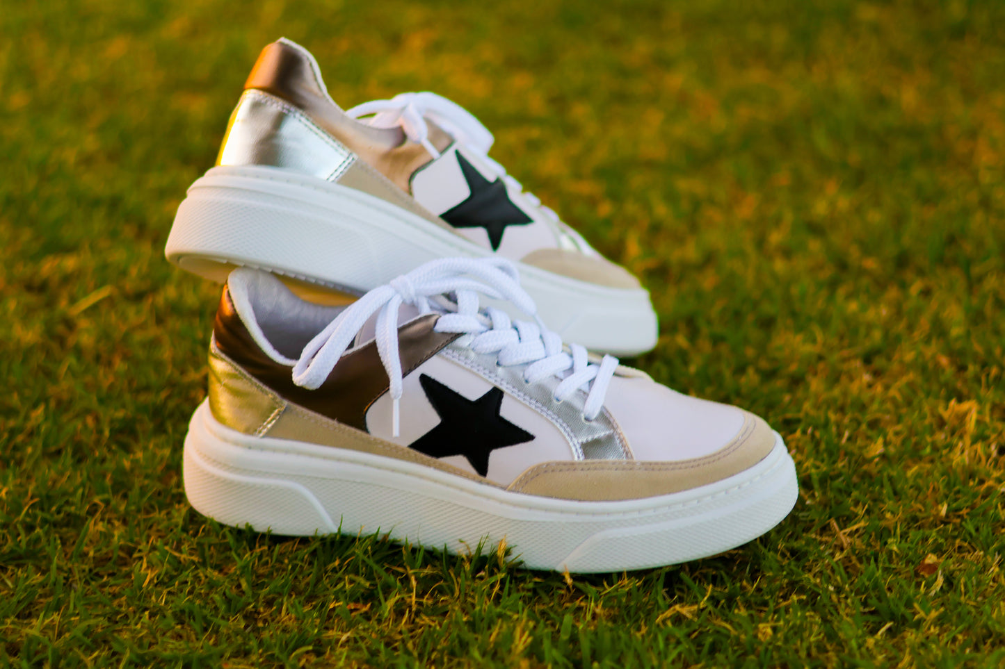 Kayla Sneakers