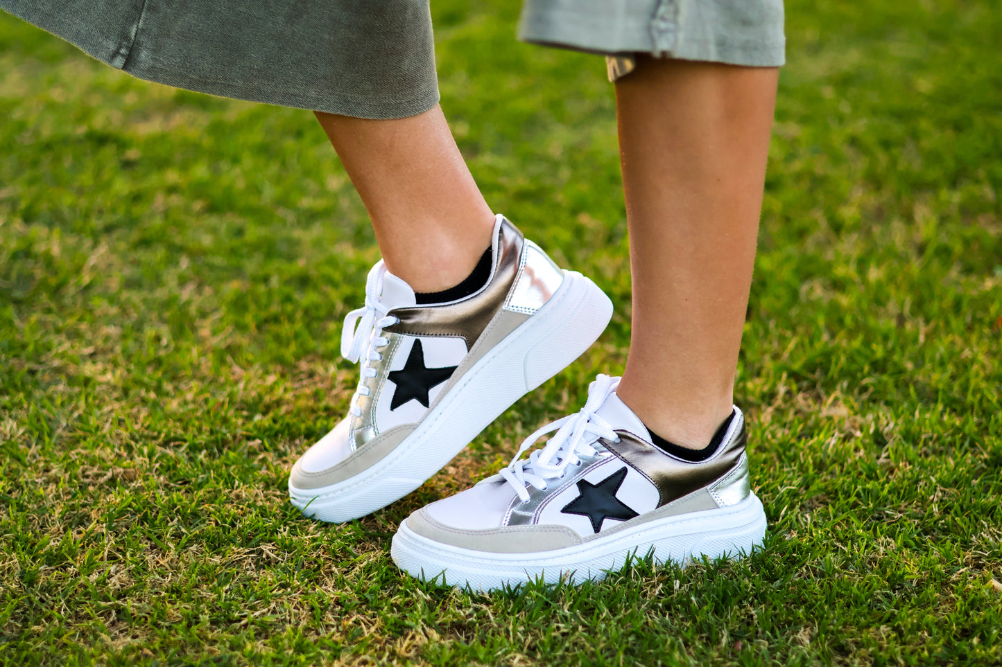 Kayla Sneakers